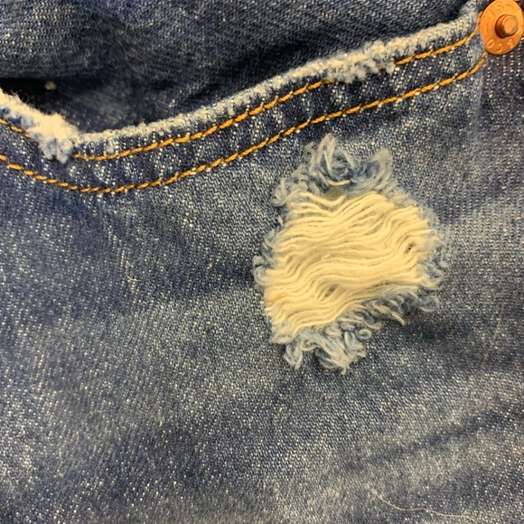 Levi’s 501, 5 button distressed jeans - Picture 4 of 10